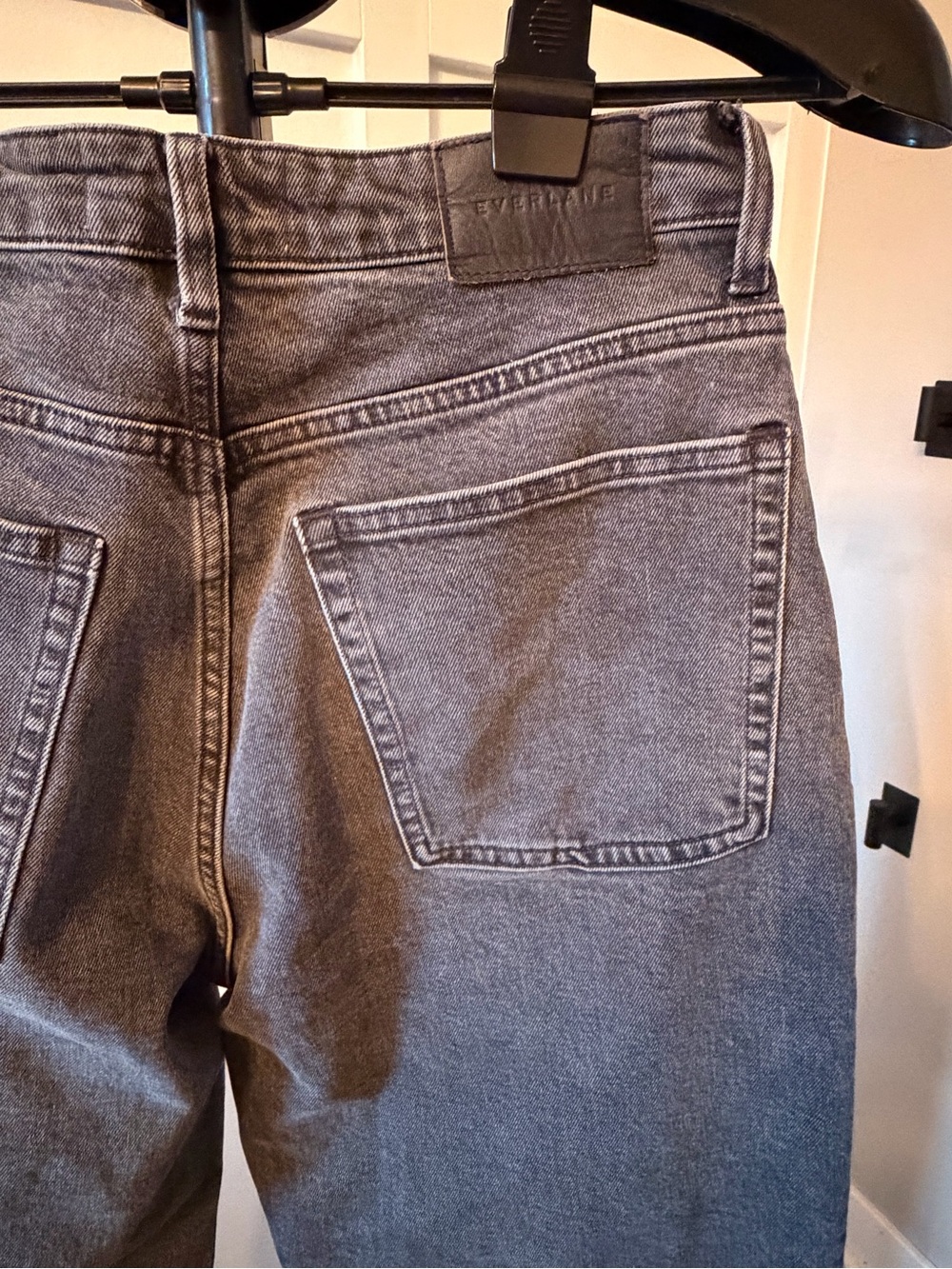Everlane The Curvy Way High Jeans in Grey - Picture 4 of 4